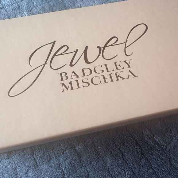 NIB Badgley Mischka Jewel Honesty Evening Flat Slide Sandals Sz 10 - Picture 8 of 8